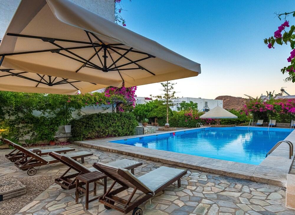 Skala Hotel Exterior photo
